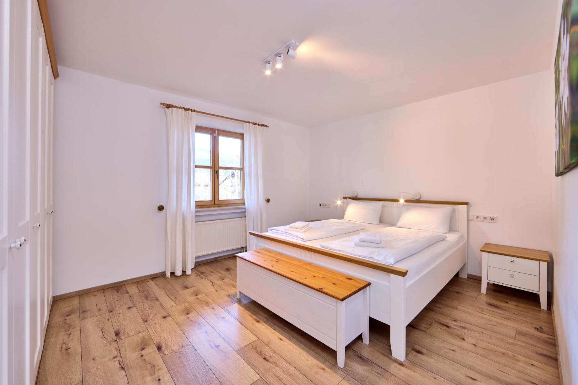 Alpenzauber Apartment การ์มิช-พาร์เทนเคียร์เชน ภายนอก รูปภาพ