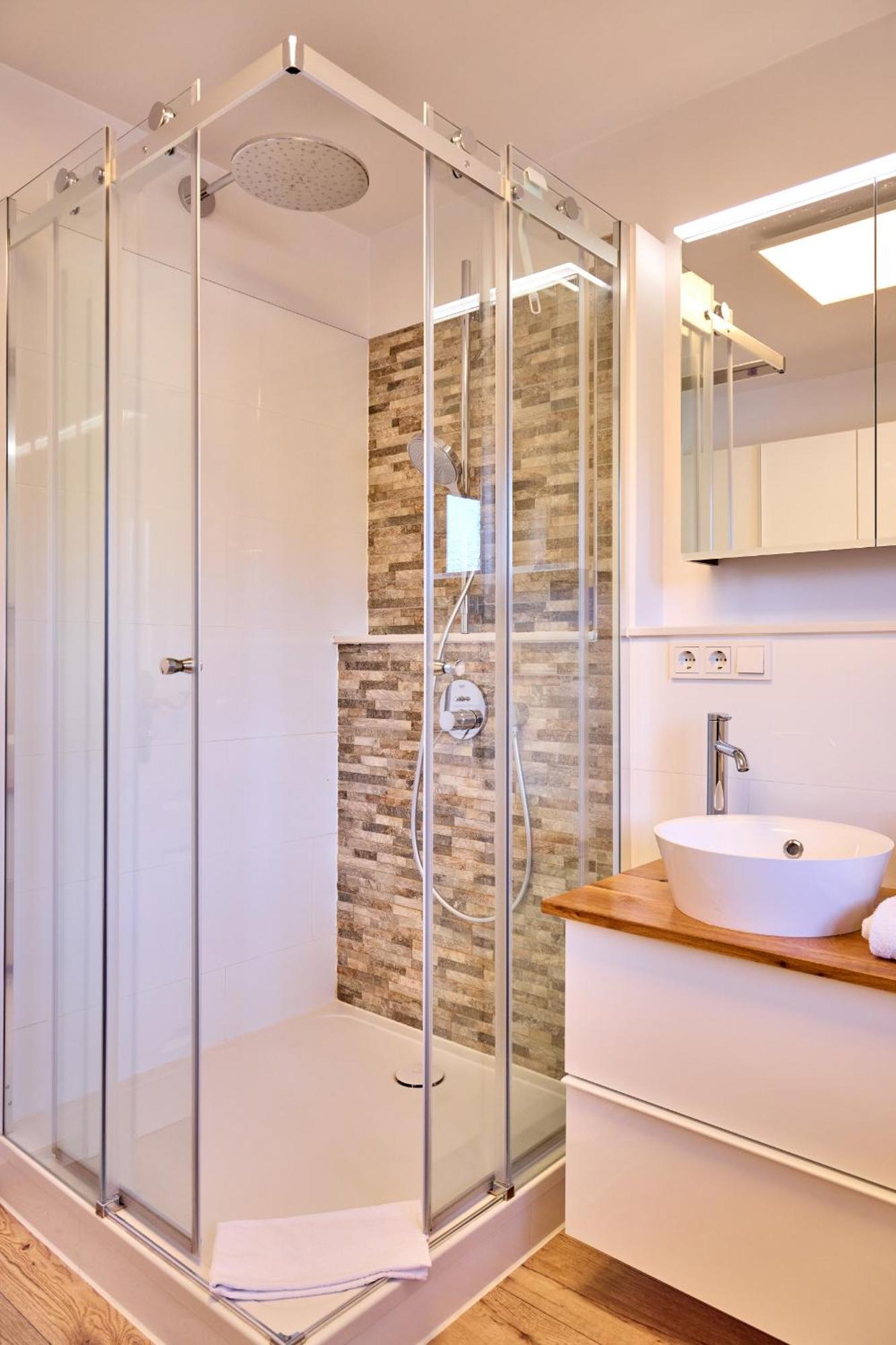 Alpenzauber Apartment การ์มิช-พาร์เทนเคียร์เชน ภายนอก รูปภาพ