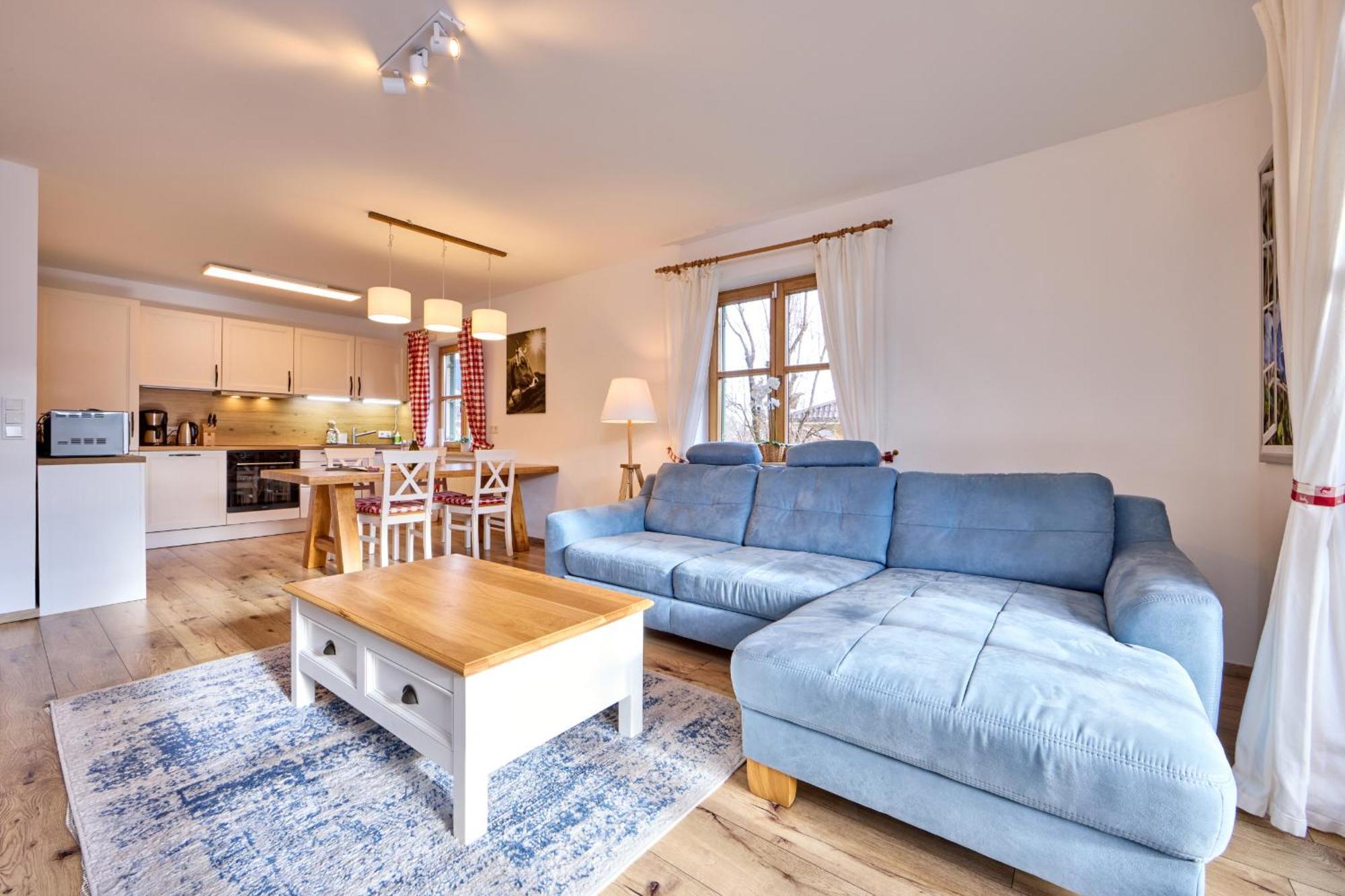 Alpenzauber Apartment การ์มิช-พาร์เทนเคียร์เชน ภายนอก รูปภาพ