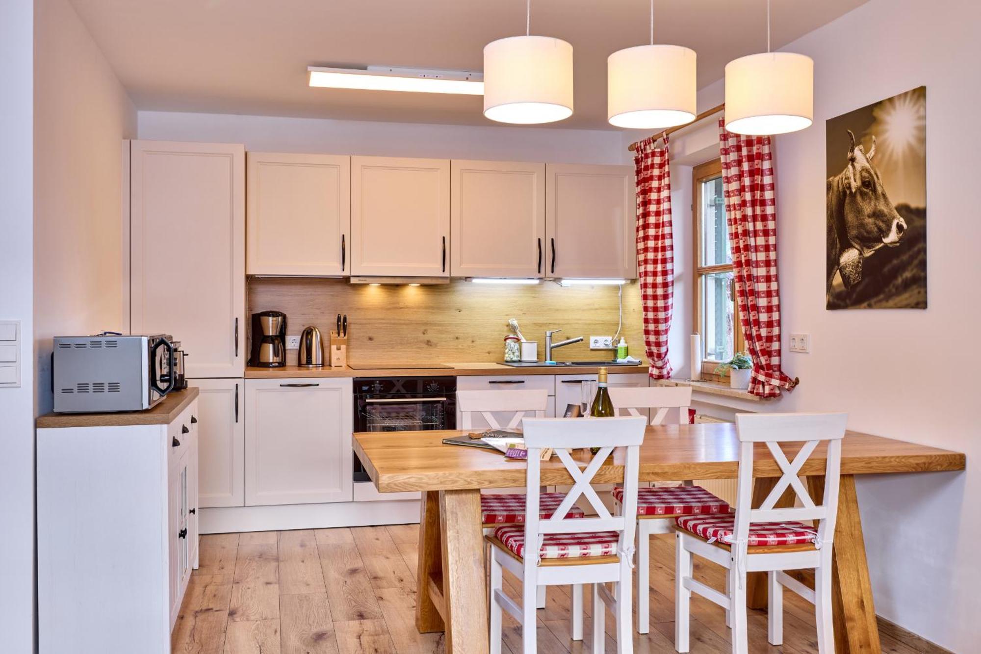 Alpenzauber Apartment การ์มิช-พาร์เทนเคียร์เชน ภายนอก รูปภาพ