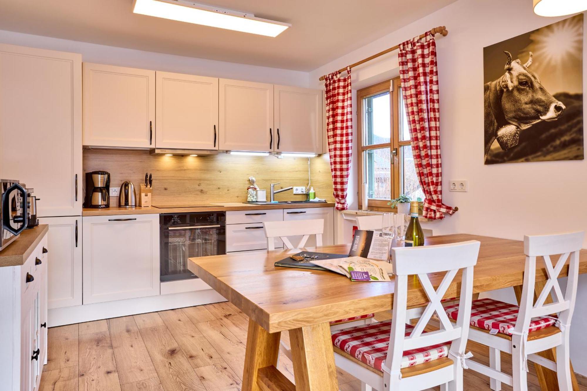 Alpenzauber Apartment การ์มิช-พาร์เทนเคียร์เชน ภายนอก รูปภาพ