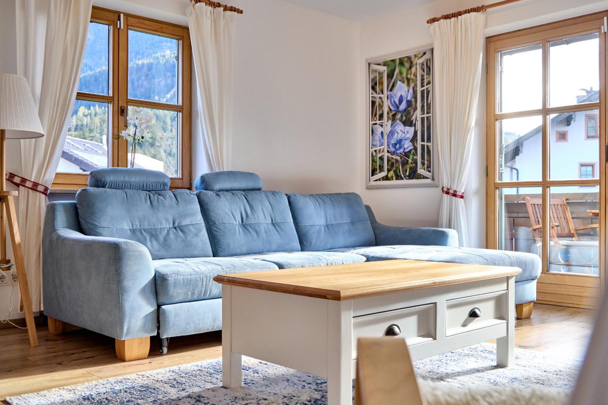 Alpenzauber Apartment การ์มิช-พาร์เทนเคียร์เชน ภายนอก รูปภาพ